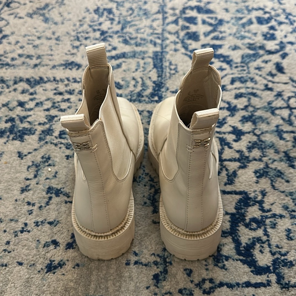 Sam Edelman Laguna Boot - Picture 2 of 4